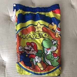 Boys Super Mario swimwear trunks shorts size M